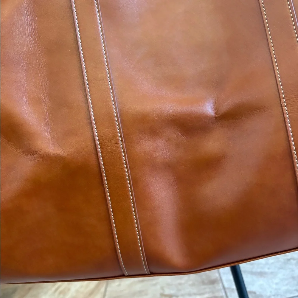 Barrington cognac brown customized duffle bag with strap 24 inches Excellent